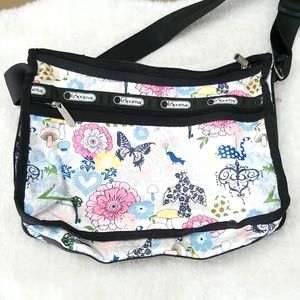 Le sport sac carry bag with cute design
